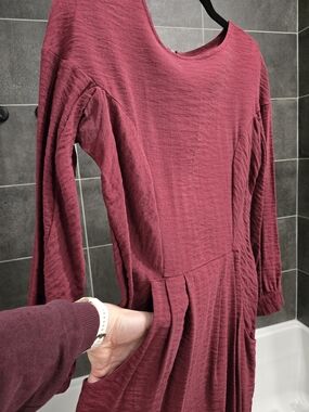 Women's Long-Sleeve Textured Midi Dress - Red